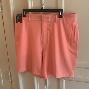 🎈NWT men’s performance shorts size 36